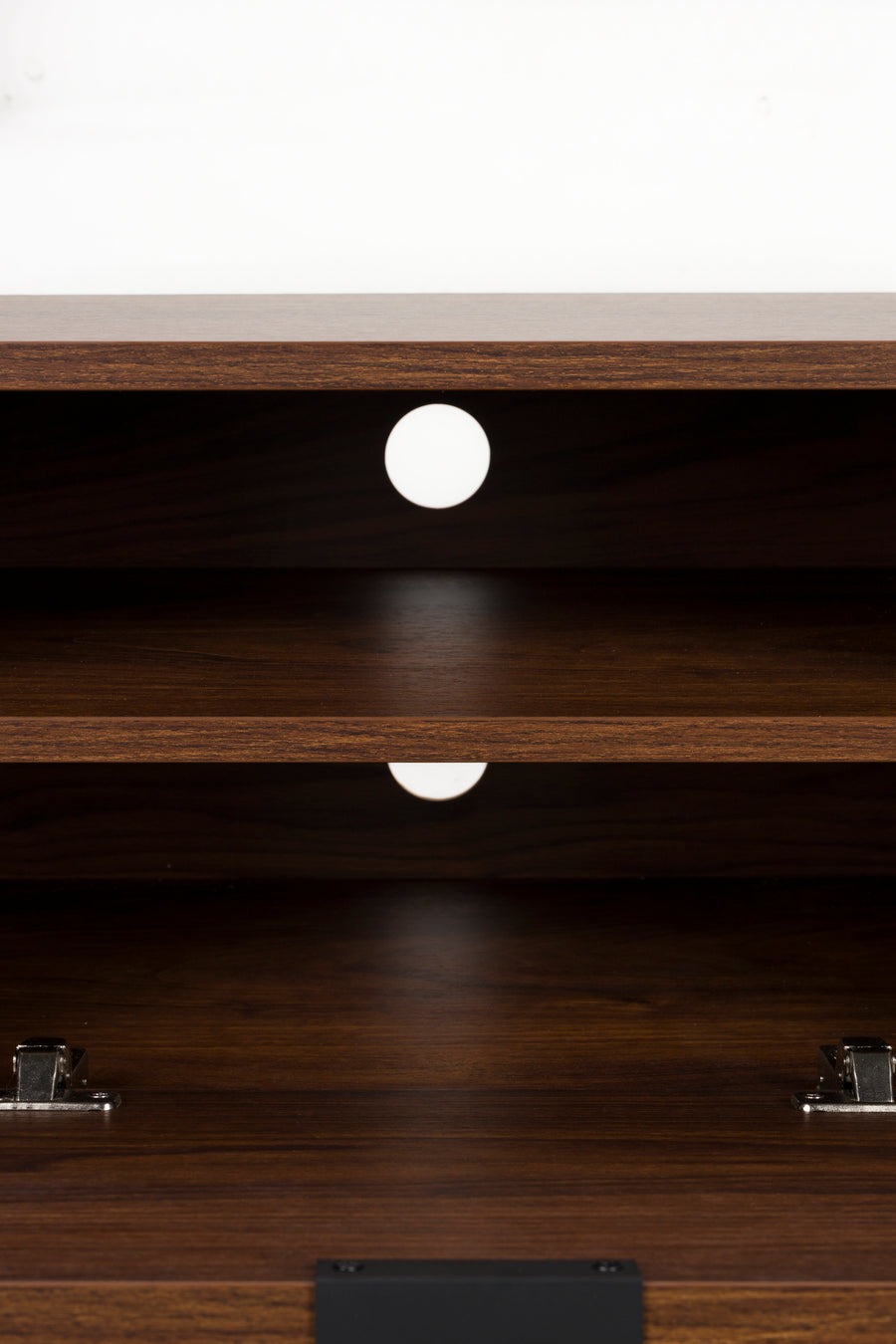 Dressoir Flux Notenhout Laag