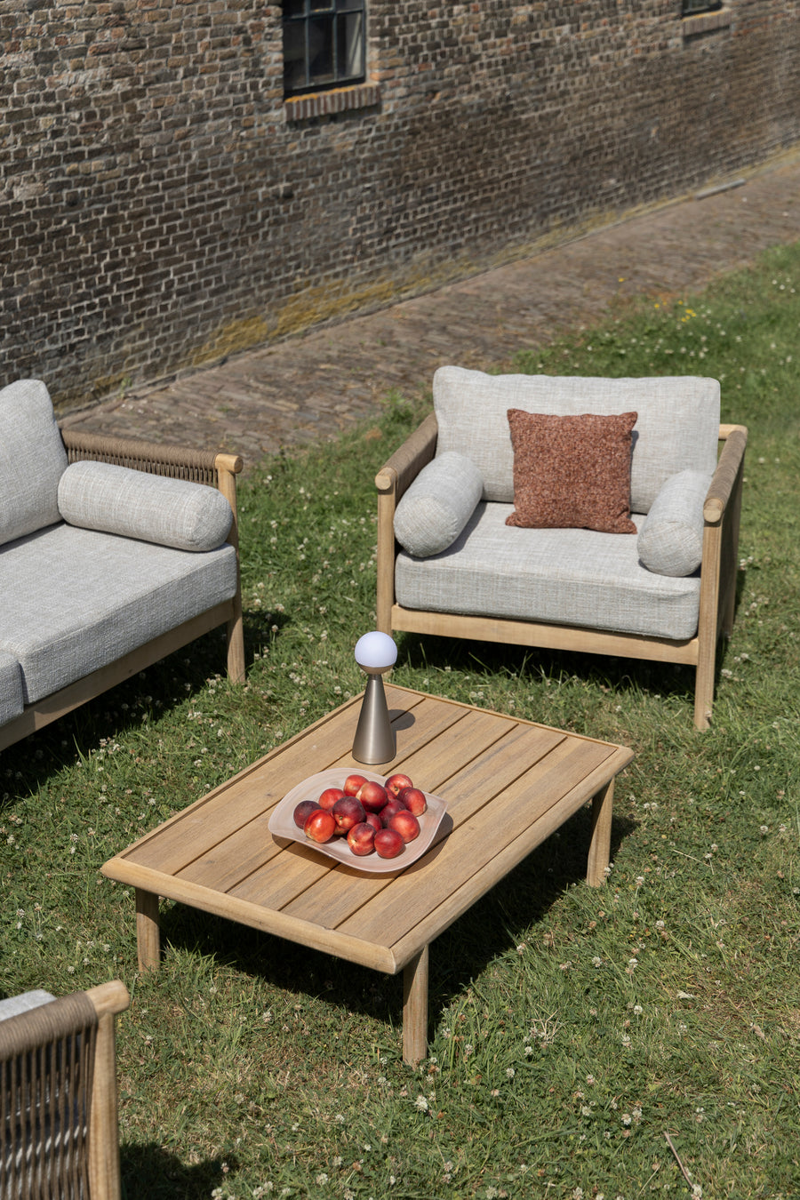 Tuinset Oasis (bank + salontafel + 2 loungestoelen)
