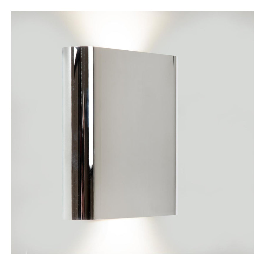 Lucide ATILA II dimbare LED-wandlamp voor de badkamer 2 × 5 W, 2200–3000 K, IP54, chroom