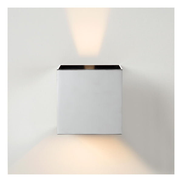 Lucide ARMIN dimbare LED-wandspot voor de badkamer 2 × 3,5 W, 2200–3000 K, IP65, chroom