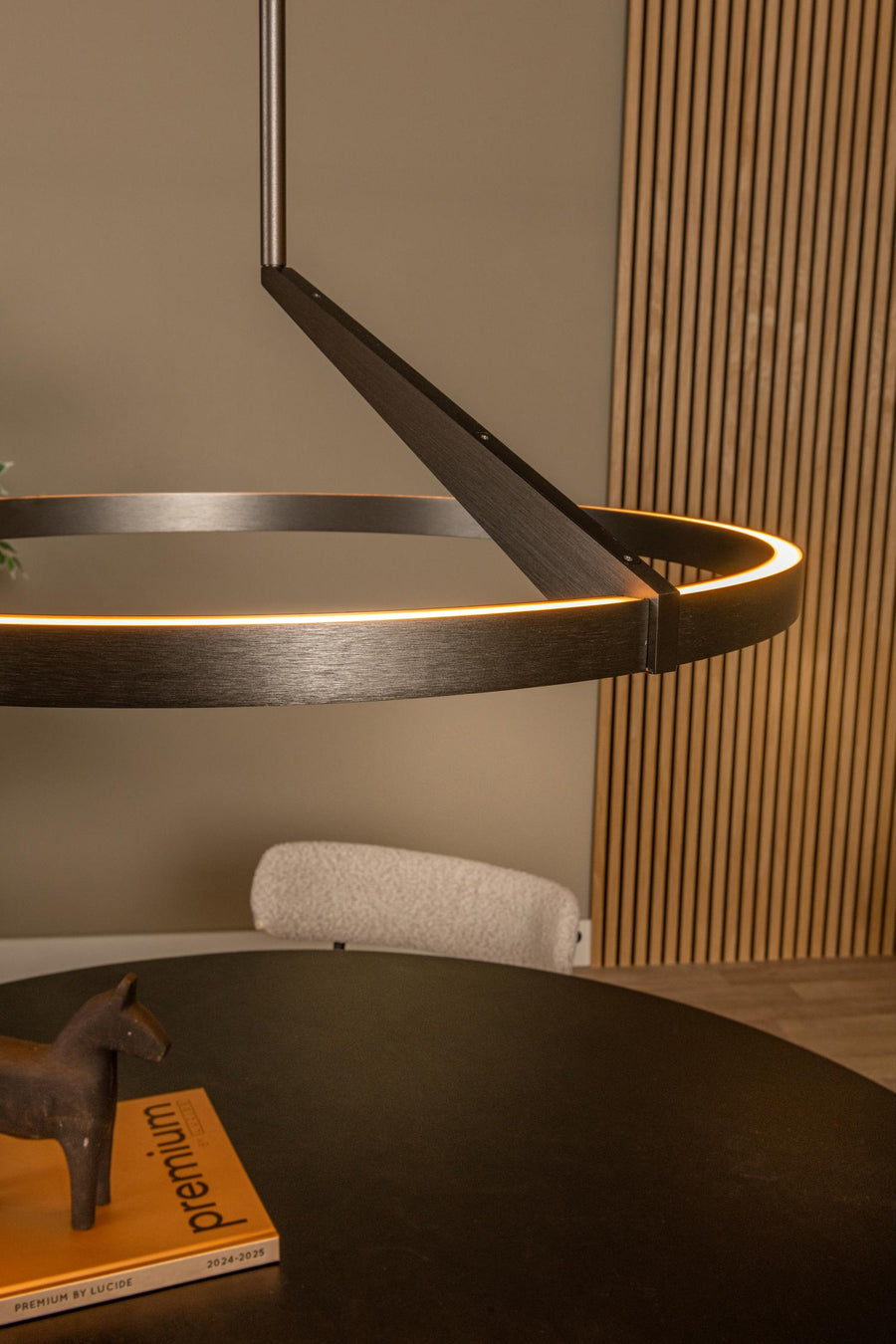 Lucide APPLAUSE dimbare LED-hanglamp met bewegingssensor Ø 60 cm, 32 W, 2700–4000 K, ijzergrijs