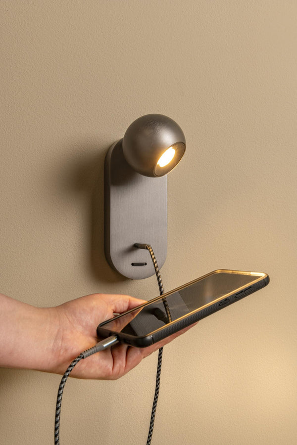 Lucide MONTANA LED-wandlamp met USB-poort, 6 W, 2700–4000 K, ijzergrijs