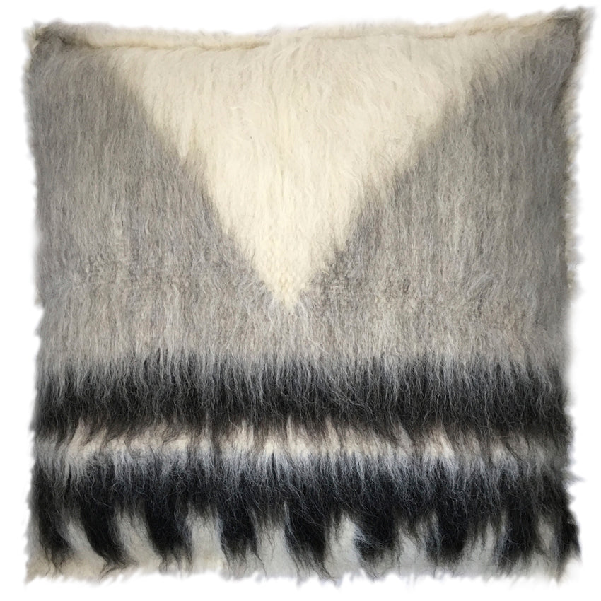 Malagoon vloerkussen triangle - grijstinten - 90x90cm 100% wol