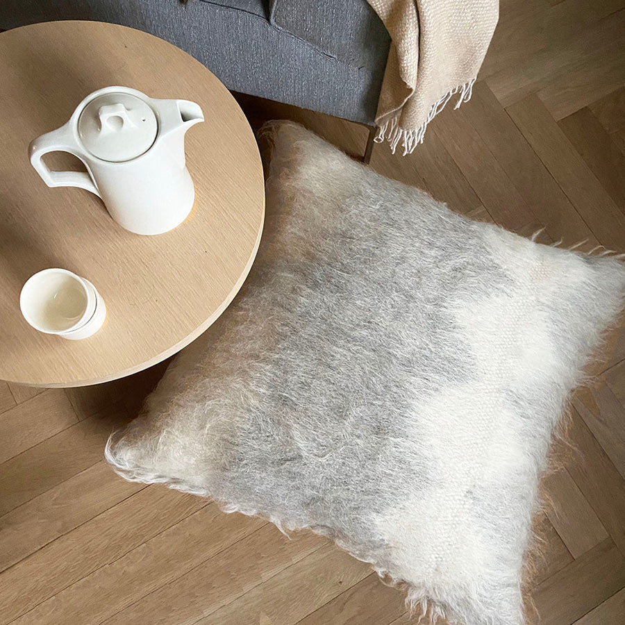Malagoon vloerkussen diamond - lichtgrijs - 90x90cm 100% wol