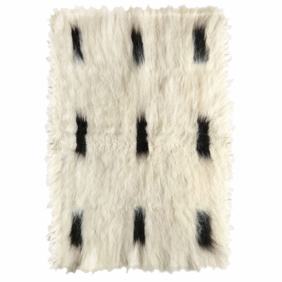 Malagoon plaid dotted - gebroken wit, zwart - 75x125cm 100% wol