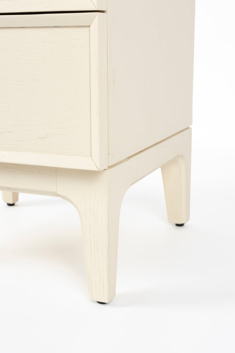 June nachtkastje/ bijzettafel hout beige