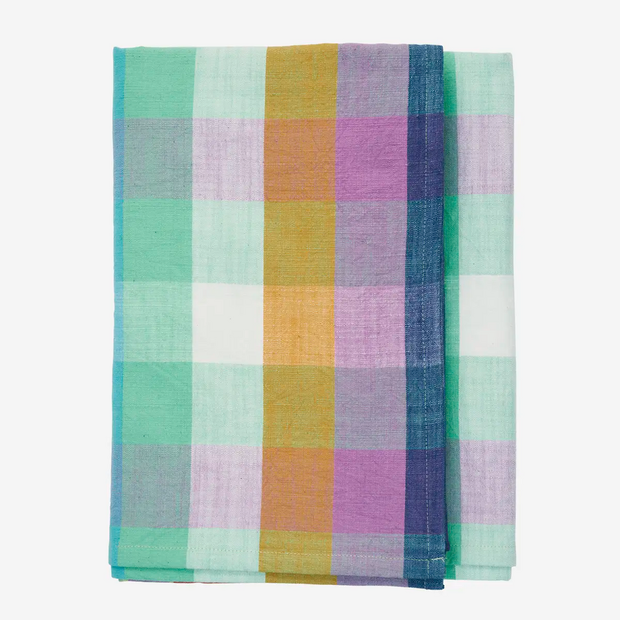 Checked cotton tablecloth