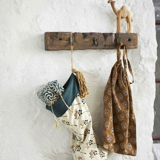 Wooden coat rack w/ carvings