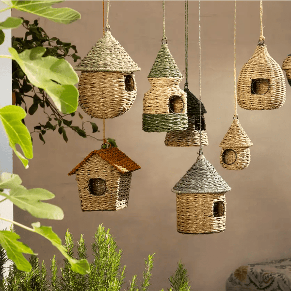 Hanging bird house