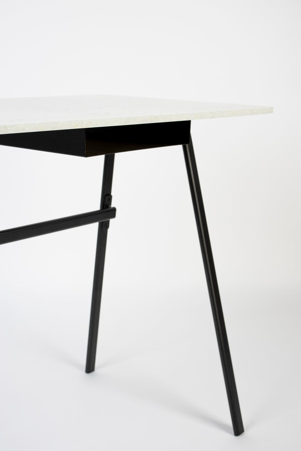 Bureautafel Good Plastic Salt Dune