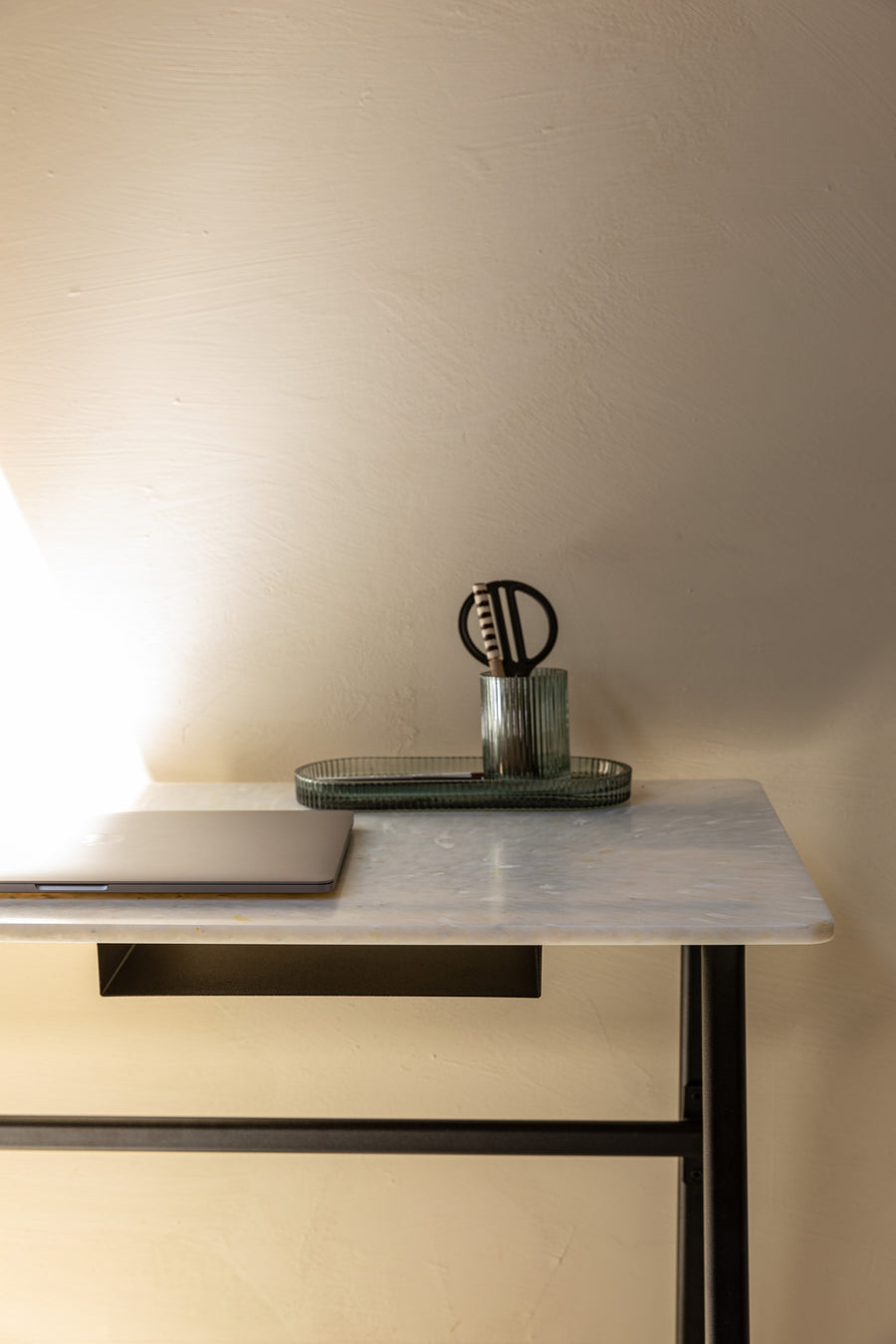 Bureautafel Good Plastic Salt Dune