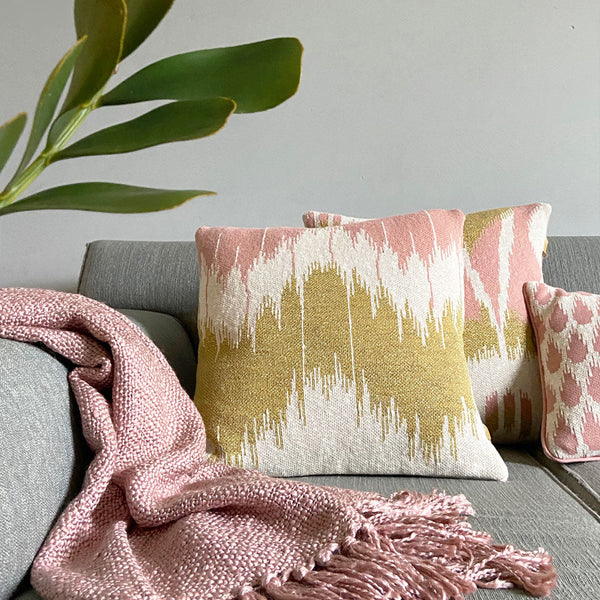 Malagoon sierkussen wave - roze - 50x50cm 100% biologisch katoen