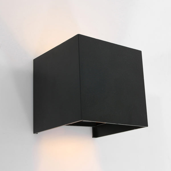 Buitenlamp Logan 2728ZW Zwart