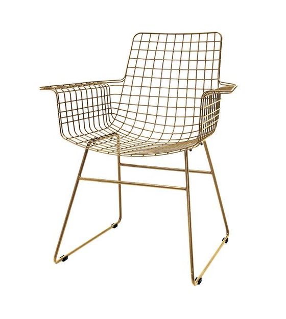 Metal wire chair with arms brass