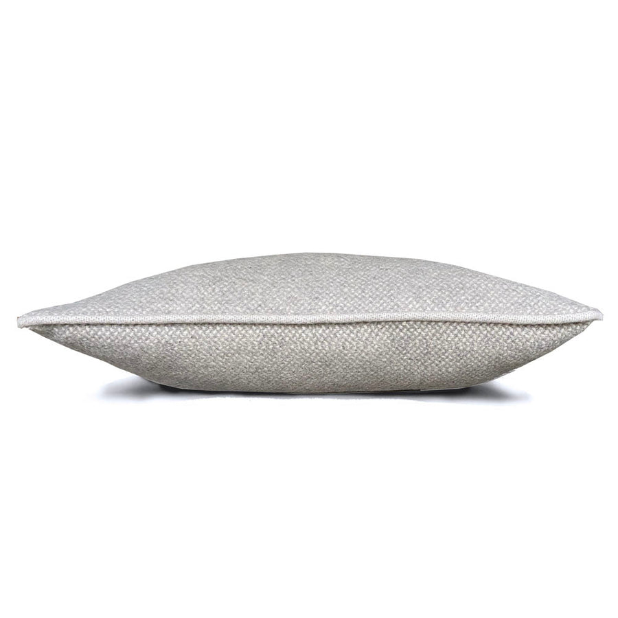 Malagoon sierkussen grijs met structuur - 35x60cm gerecyclede wol