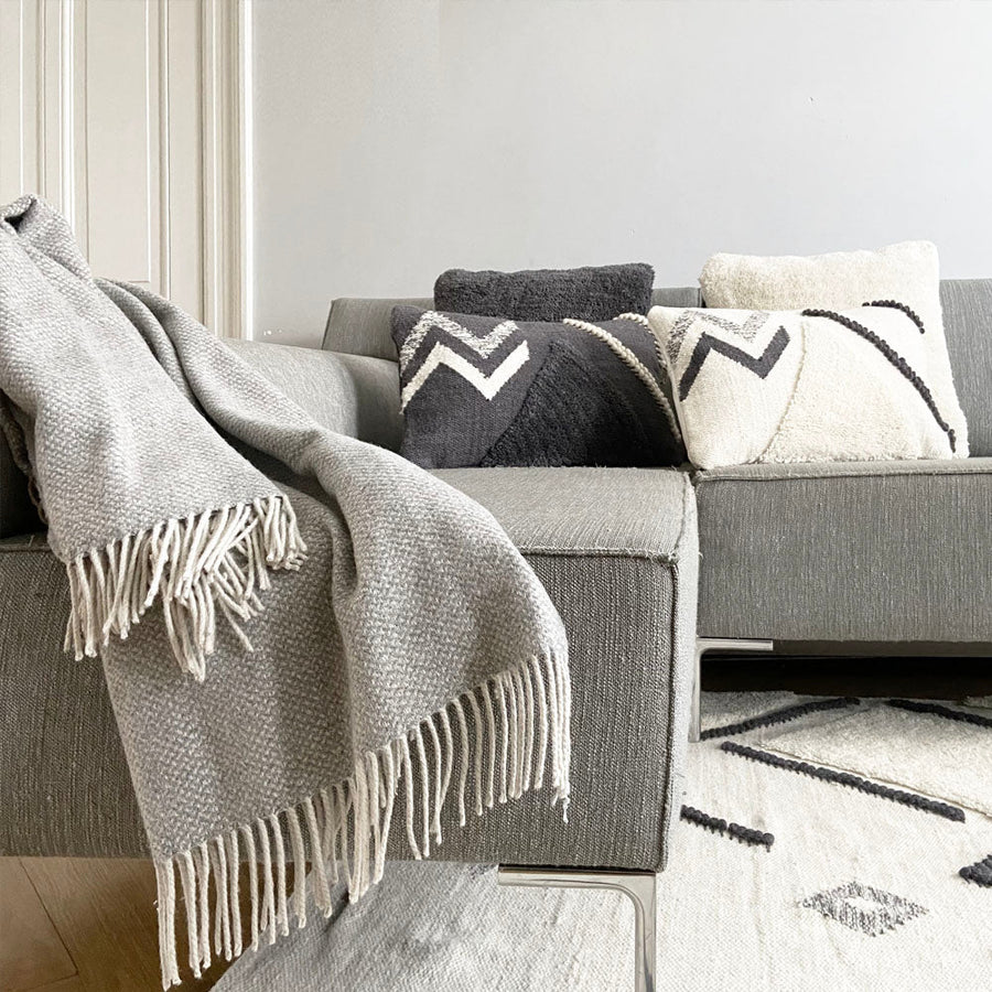Malagoon plaid grijs met structuur - 130x170cm gerecyclede wol