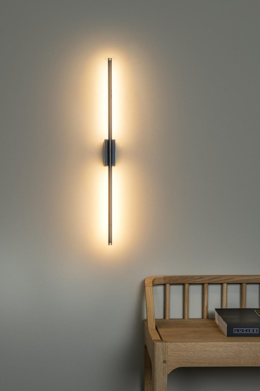Lucide MARNIK dimbare LED-wandlamp met bewegingssensor 13 W, 2700–4000 K, zwart