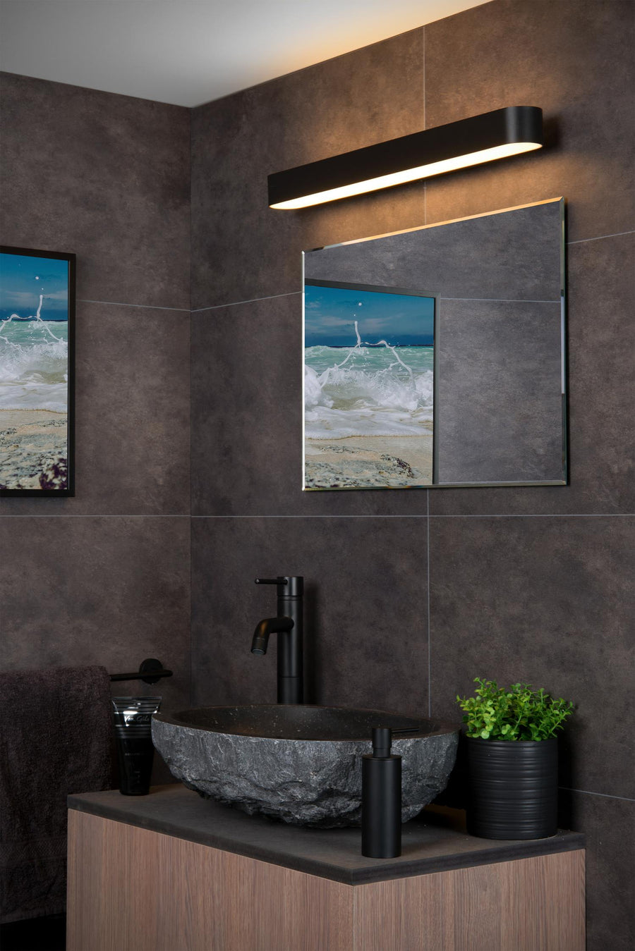 Lucide MADELON LED-wandlamp voor de badkamer 9 W, IP44, zwart