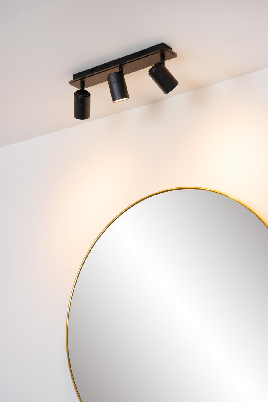 Lucide LENNERT dimbare LED-plafondspot voor de badkamer 3 × GU10, 3 × 5 W, IP44, zwart