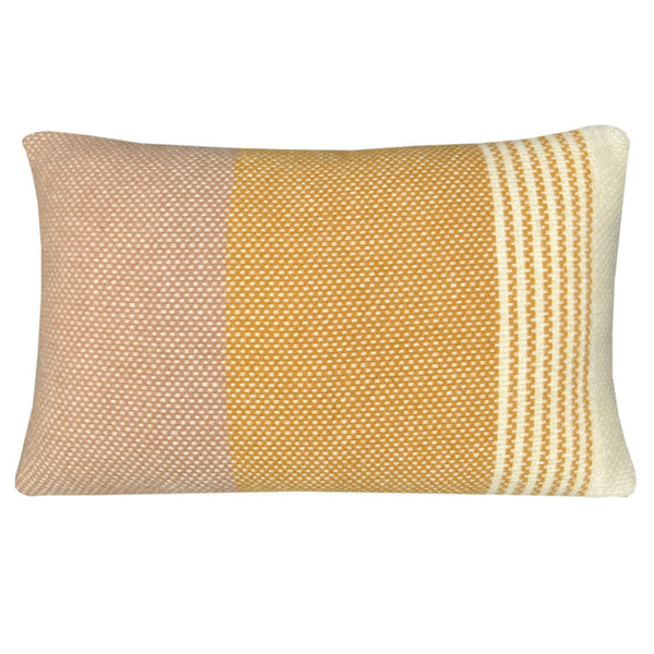 Malagoon sierkussen festivity - geel, oker, gebroken wit - 35x60cm 100% wol