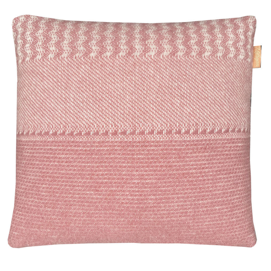 Malagoon sierkussen uptown - roze - 45x45cm 100% wol