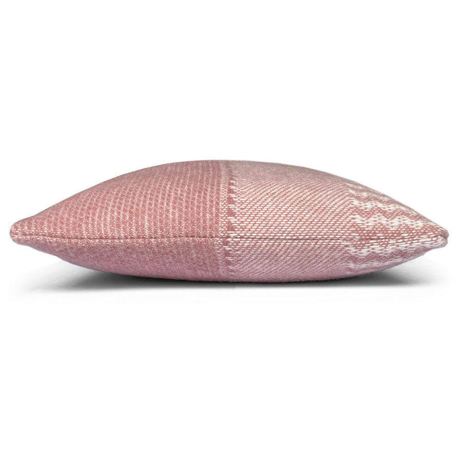 Malagoon sierkussen uptown - roze - 45x45cm 100% wol