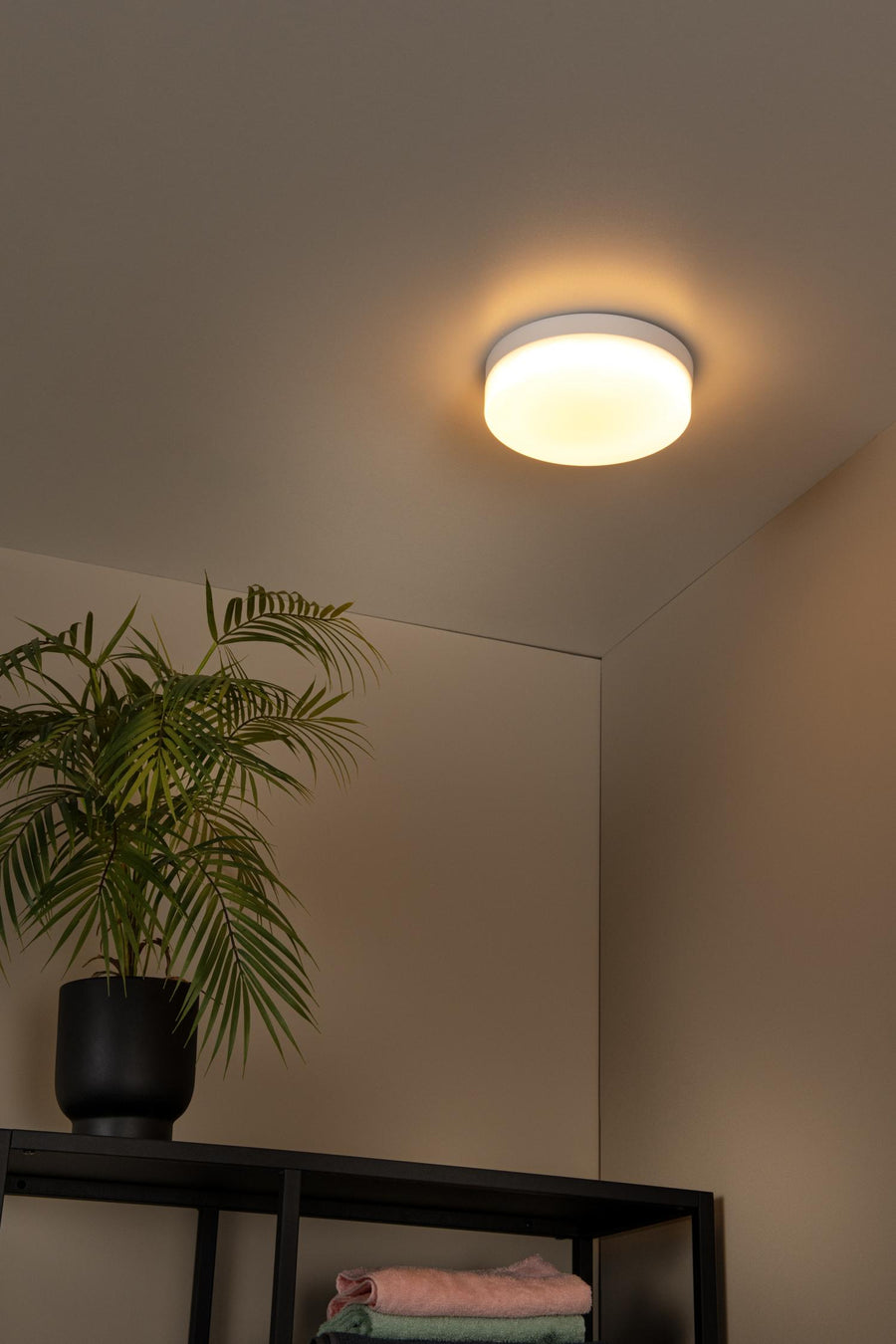 Lucide BISKIT LED-plafondlamp voor de badkamer met bewegingssensor Ø 23 cm, 12 W, IP44, wit