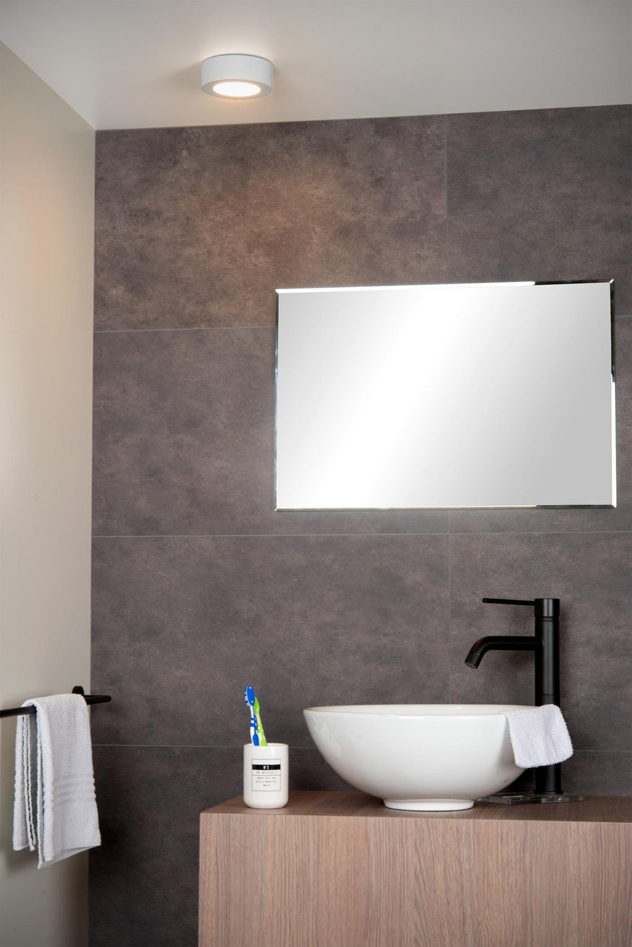 Lucide BRICE-LED dimbare LED-plafondlamp voor de badkamer Ø 11,7 cm, 8 W, IP44, wit