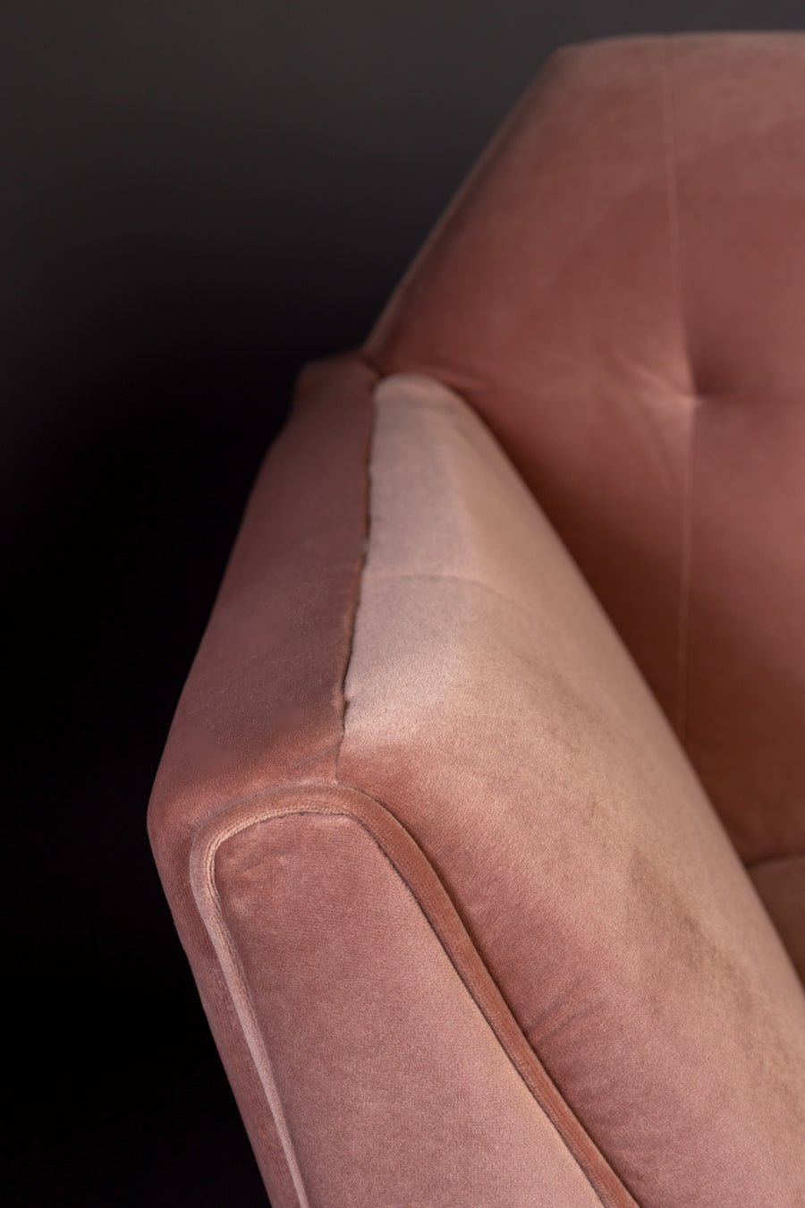 Bank Kate Roze Clay