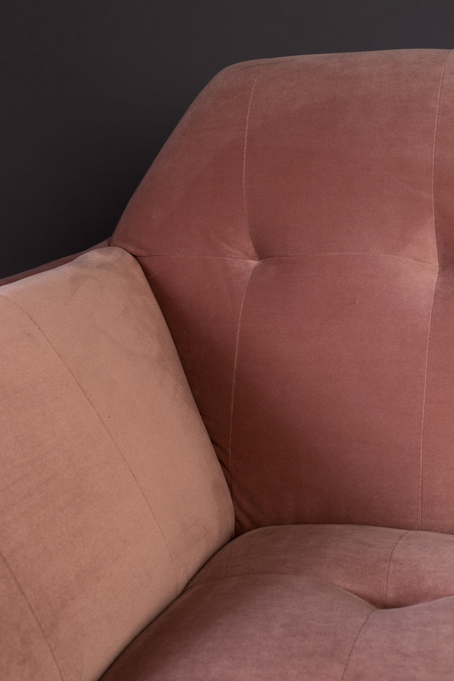 Bank Kate Roze Clay