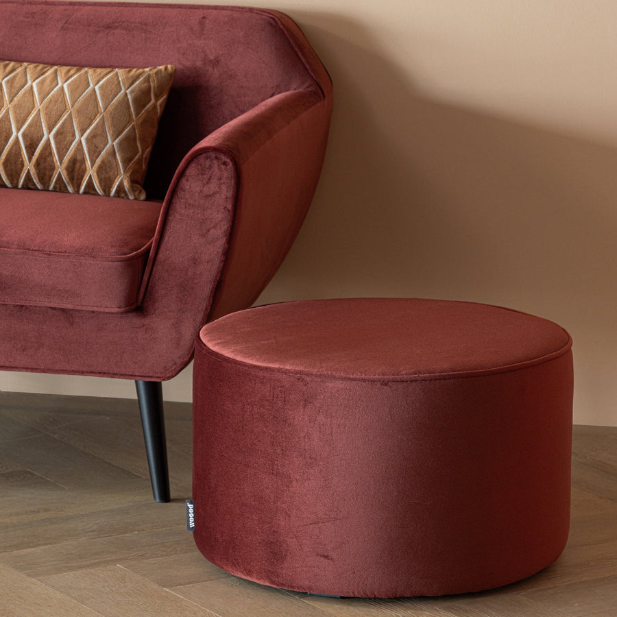 SARA POEF LAAG 36xO60 CM VELVET BORDEAUXROOD [fsc]