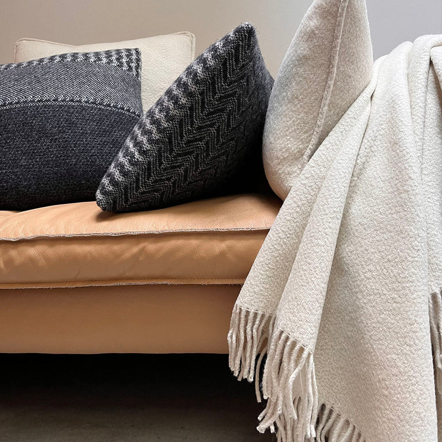 Malagoon plaid crèmewit - 130x170cm gerecyclede wol