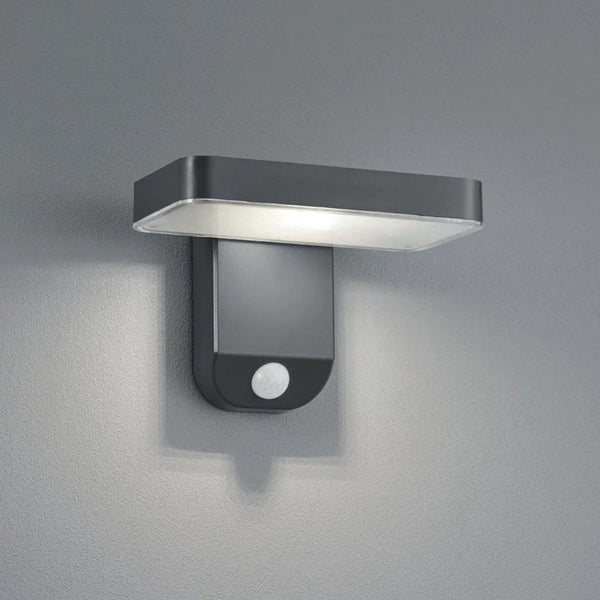 Wand lamp, Esquelincl. 1 x LED,SMD,4,5 Watt,3000K,290 Lm.Armatuur Kunststof, AntracietL 18,0cm, H 12,0cm, ? 13,0cmBewegingssensor,Werkt op batterijen,