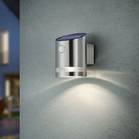 Wand lamp, Saltaincl. 1 x LED,SMD,3,0 Watt,3000K,165 Lm.Kunststof, Transparant helder, Armatuur Staal, Nikkel matL 9,0cm, H 13,0cm, ? 12,0cmBewegingss