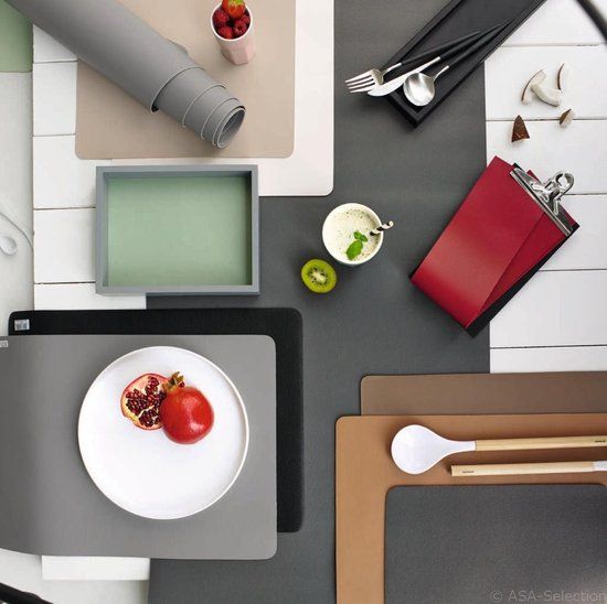 placemat, black 46 x 33 cm, leather optic