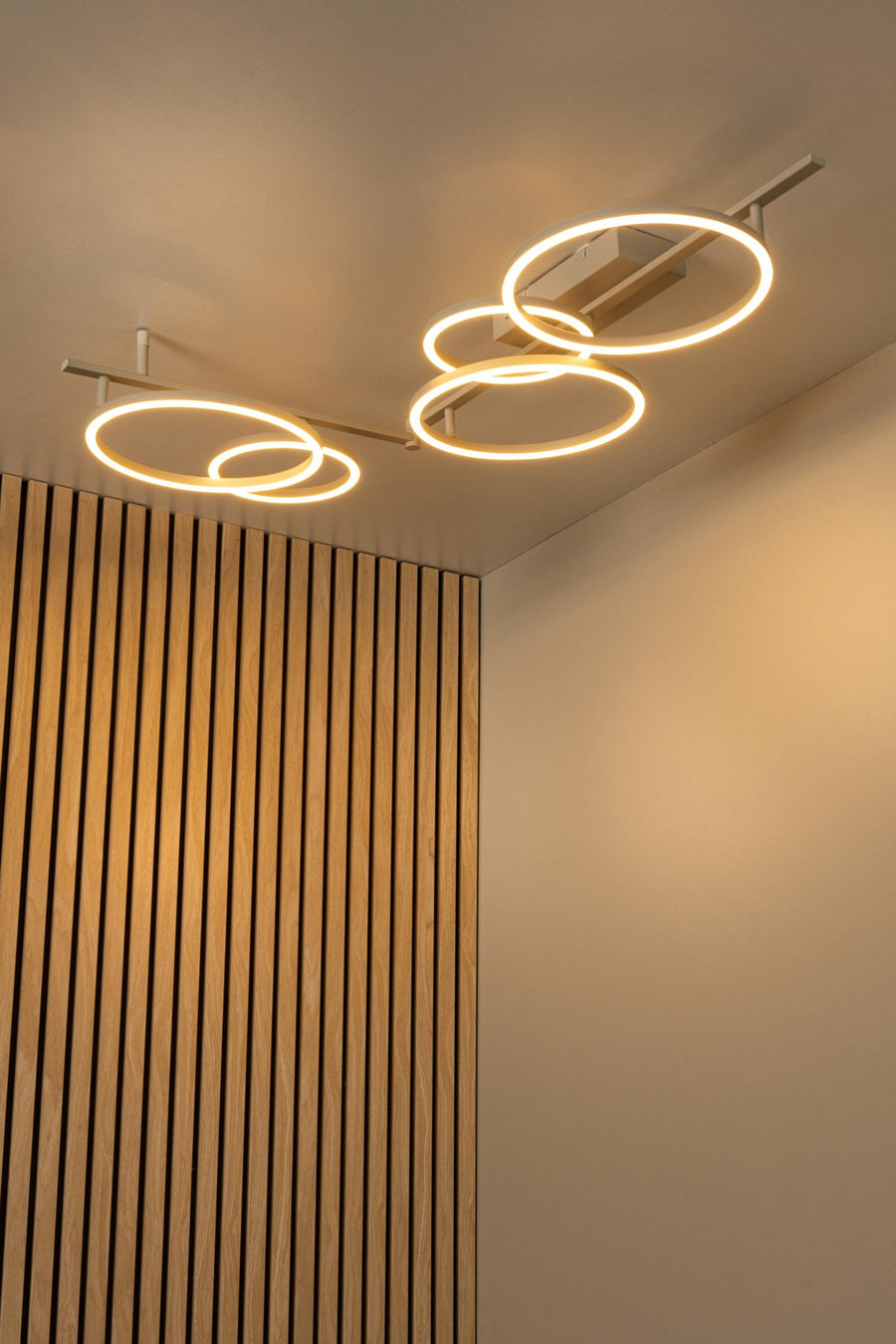 Lucide NICOLA LED-plafondlamp 37 W, 2700–4000 K, taupe