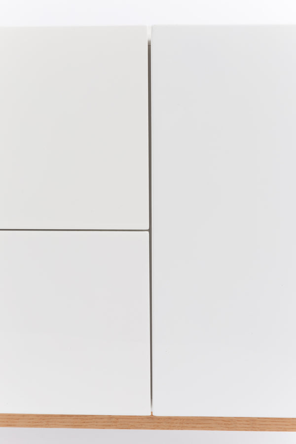 Kast Hoog On Hout 2dr 1do