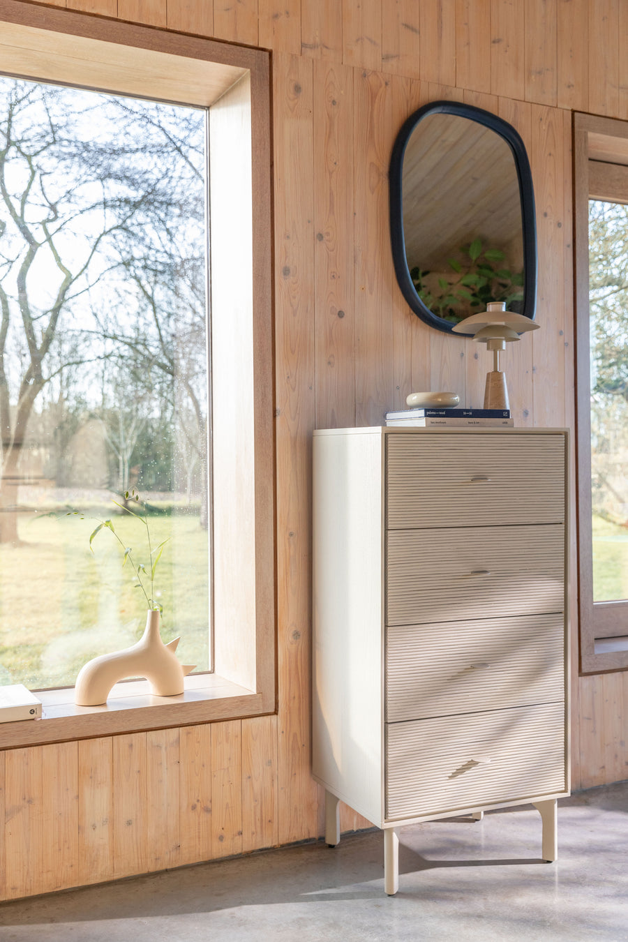 Morning ladekast/ opbergkast hout beige