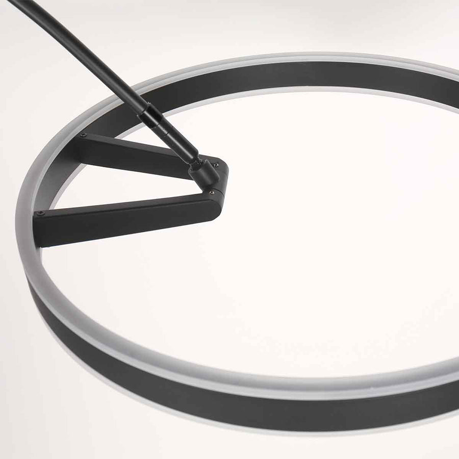 Booglamp ringlux 4130zw zwarte led vloerlamp met allure
