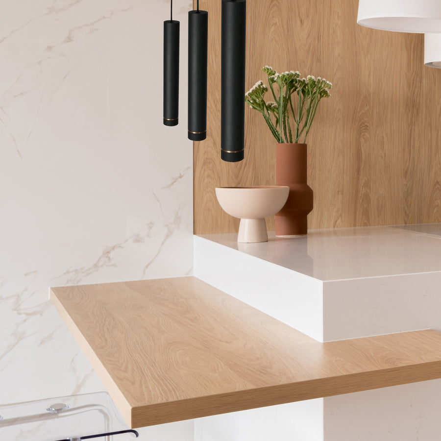 Hanglamp DownLume 4215ZW – Slanke zwarte blikvanger met gouden detail