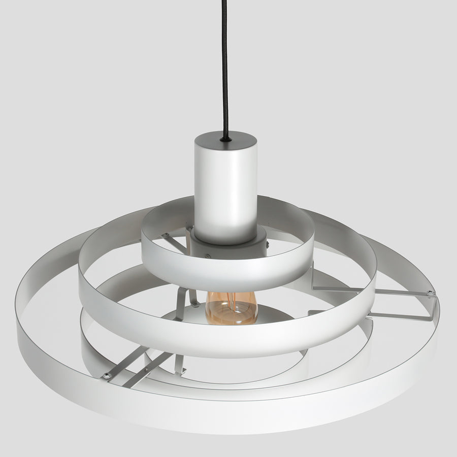 Witte Hanglamp Halo Cirque 4217W – Elegant Lichtspel met Stijlvolle Metalen Ringen