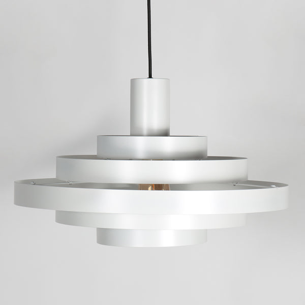 Witte Hanglamp Halo Cirque 4217W – Elegant Lichtspel met Stijlvolle Metalen Ringen