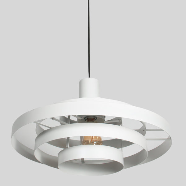 Witte Hanglamp Halo Cirque 4217W – Elegant Lichtspel met Stijlvolle Metalen Ringen