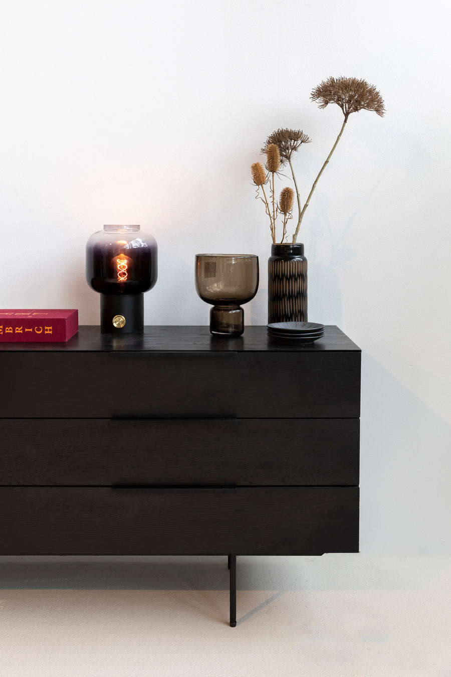Dressoir Travis Zwart Eiken