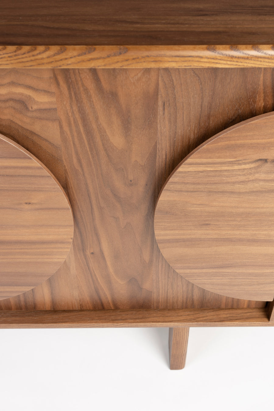 Groove dressoir 3 deuren walnoothout donkerbruin