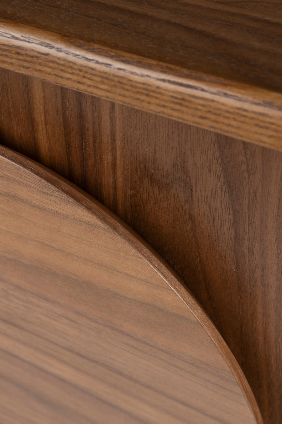 Groove dressoir 3 deuren walnoothout donkerbruin