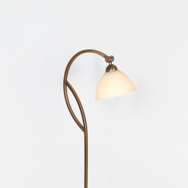 Anthea 4330BR – klassieke vloerlamp met marmerlook en voetschakelaar