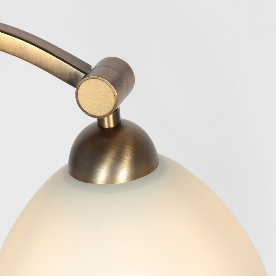 Anthea 4330BR – klassieke vloerlamp met marmerlook en voetschakelaar