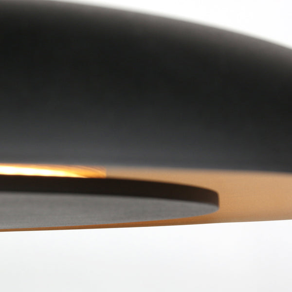 Golden Veil 4332ZW – elegante zwarte hanglamp met gouden binnenzijde