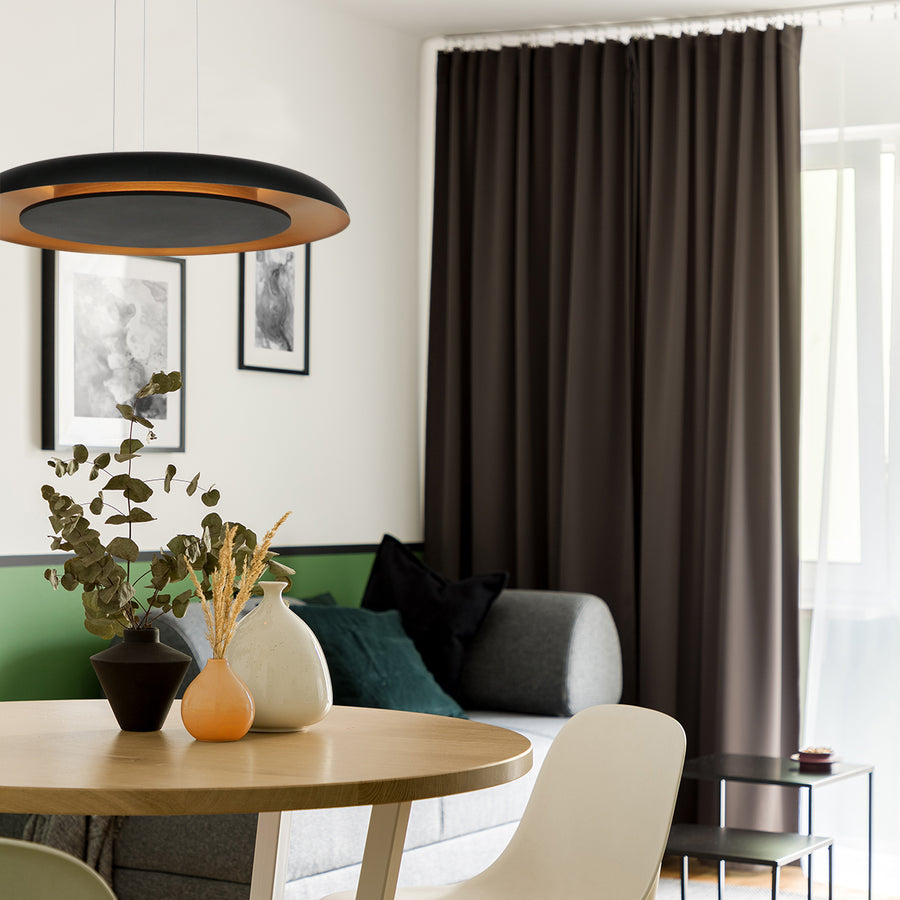 Golden Veil 4332ZW – elegante zwarte hanglamp met gouden binnenzijde